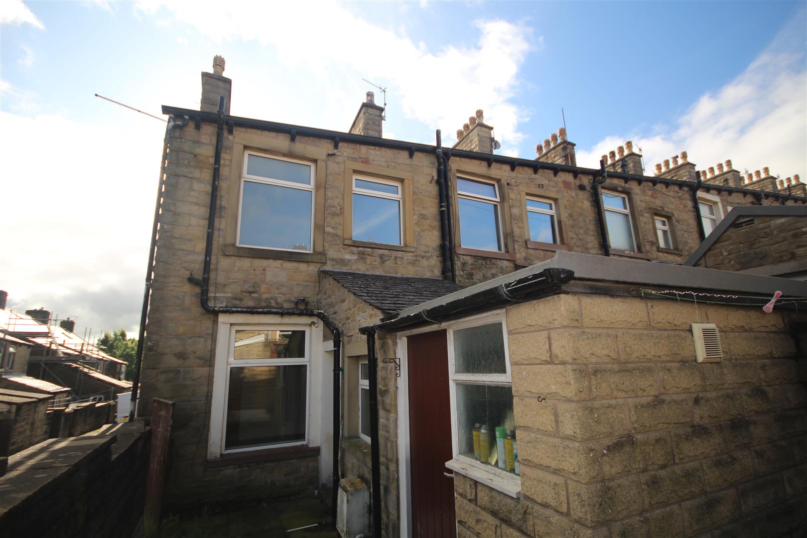 2 bedroom end terrace house To Let in Barnoldswick - IMG_4159.jpg